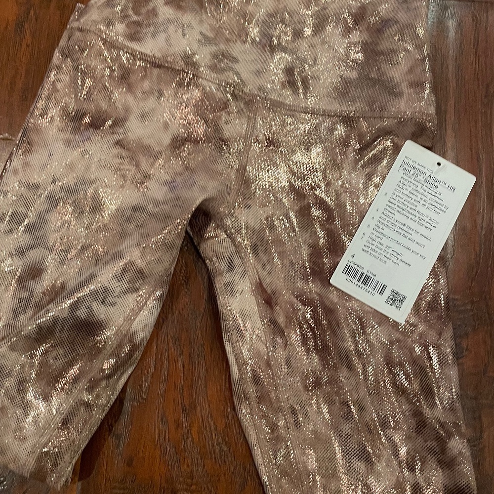 Lululemon Align NWT size 4 inseam 25 inches